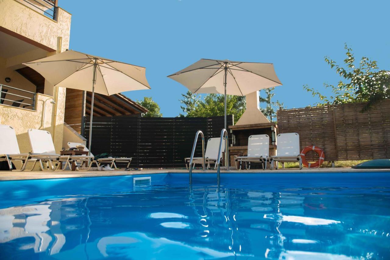 Village Villas Лигия Экстерьер фото