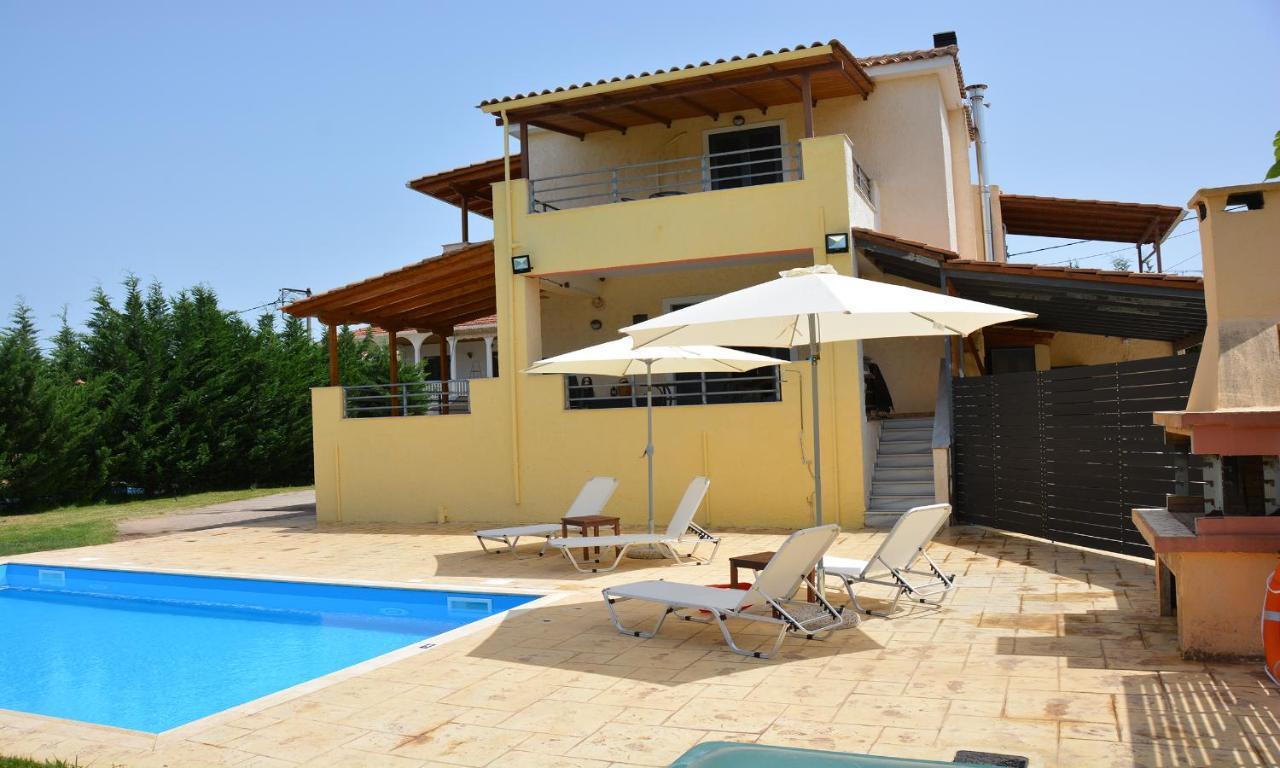 Village Villas Лигия Экстерьер фото
