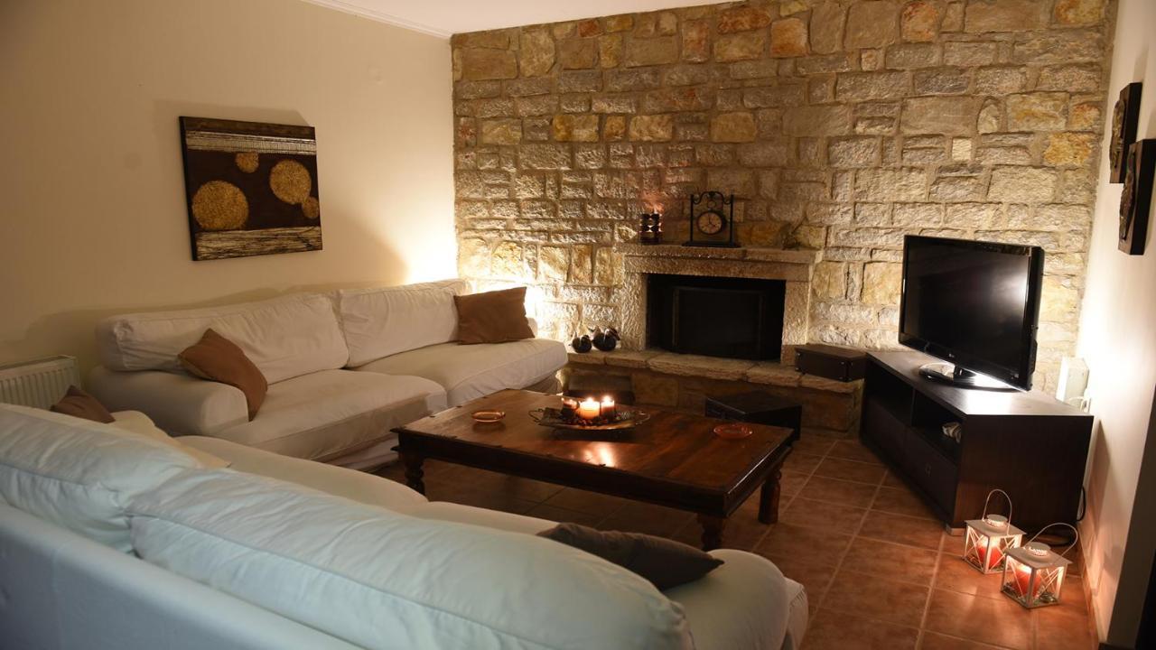 Village Villas Лигия Экстерьер фото